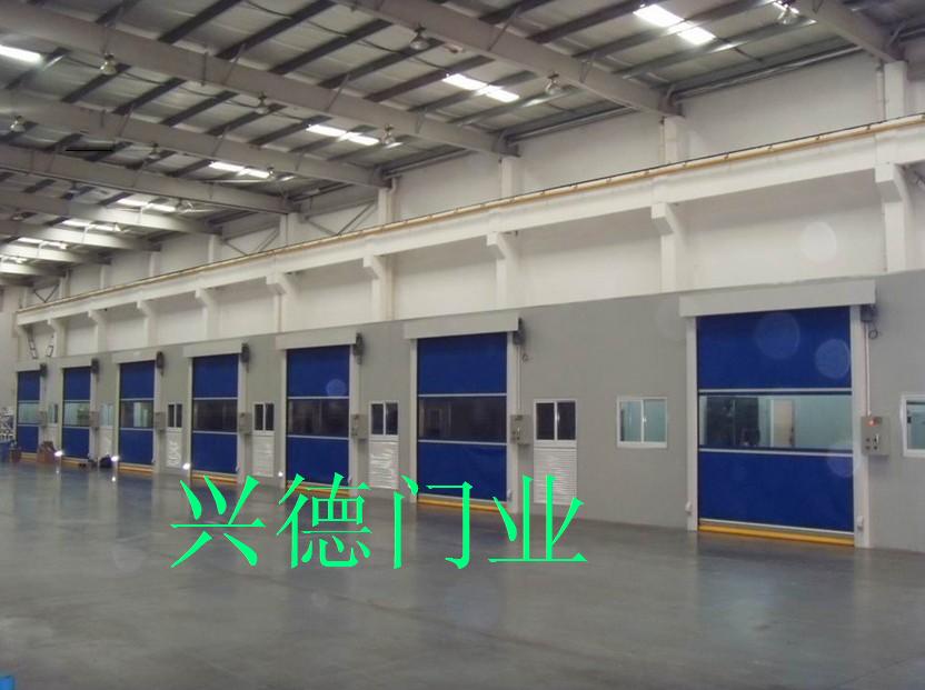 說說防塵門，防塵門由興德門業(yè)快速門防塵的專用門