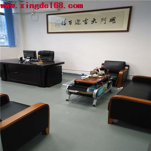買(mǎi)一套快速卷簾門(mén)，你需要花費(fèi)這么多錢(qián)