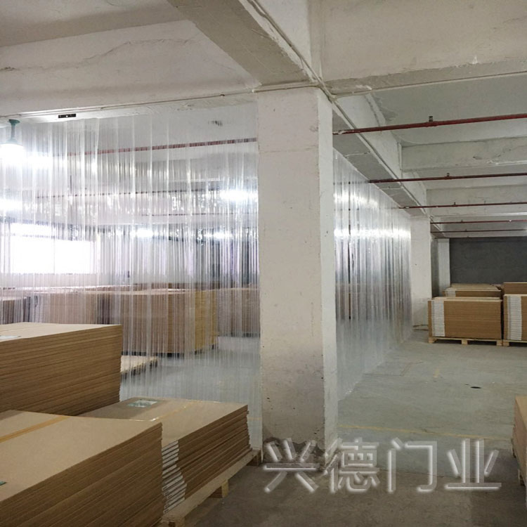 商鋪透明門簾怎樣去除PVC塑料的味道？
